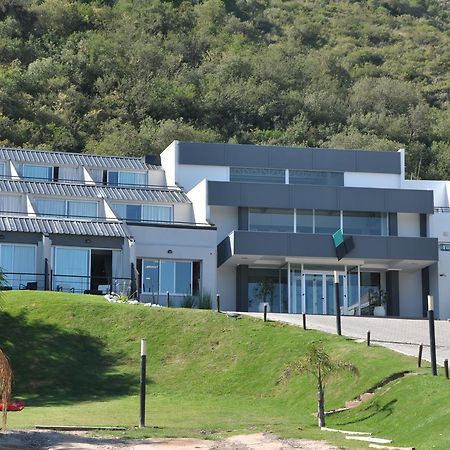 Pinares Panorama Suites, Spa & Convention Center Villa Carlos Paz Bagian luar foto