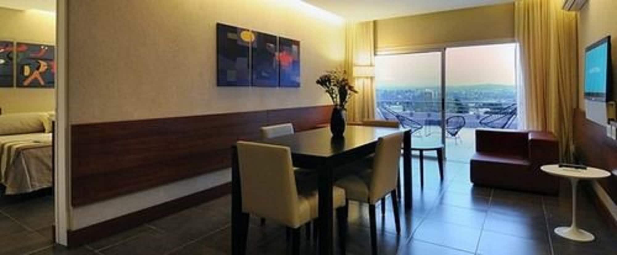 Pinares Panorama Suites, Spa & Convention Center Villa Carlos Paz Bagian luar foto