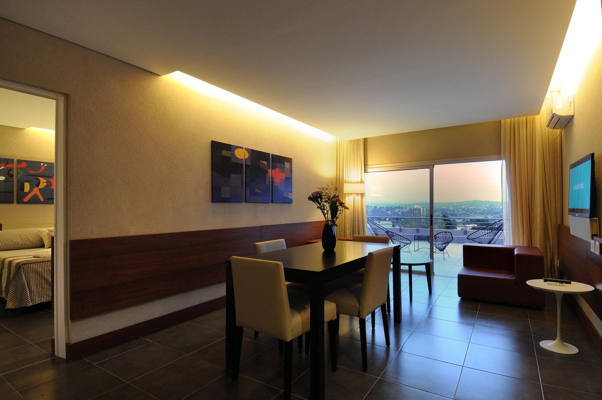 Pinares Panorama Suites, Spa & Convention Center Villa Carlos Paz Bagian luar foto
