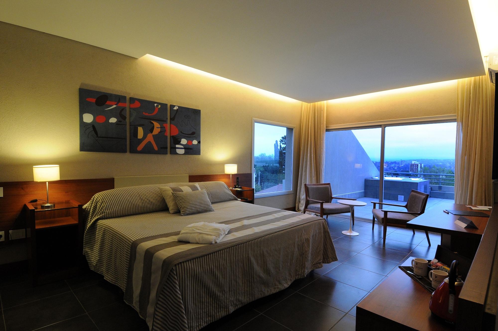 Pinares Panorama Suites, Spa & Convention Center Villa Carlos Paz Bagian luar foto
