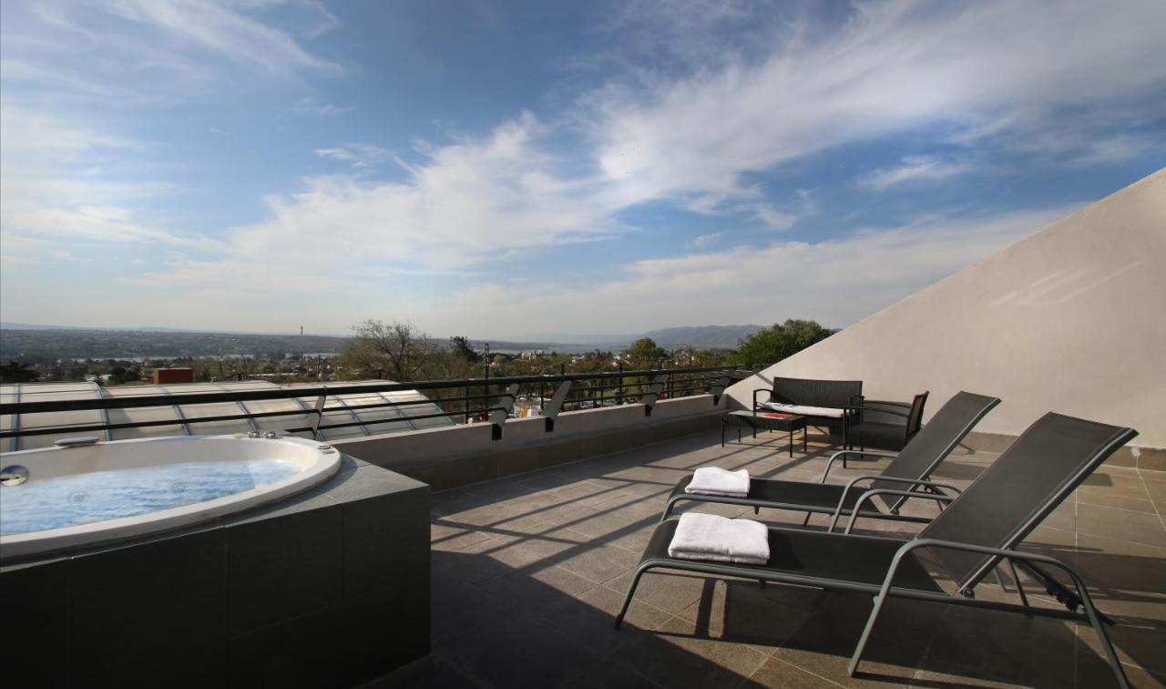 Pinares Panorama Suites, Spa & Convention Center Villa Carlos Paz Bagian luar foto