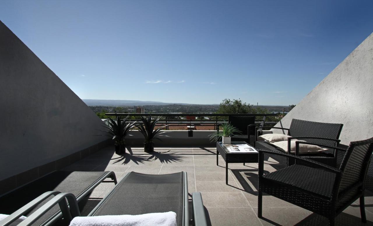 Pinares Panorama Suites, Spa & Convention Center Villa Carlos Paz Bagian luar foto