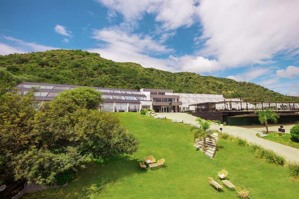 Pinares Panorama Suites, Spa & Convention Center Villa Carlos Paz Bagian luar foto
